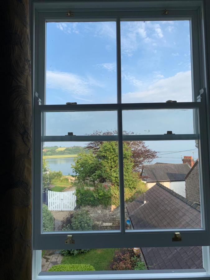 Bed and Breakfast Dylan Thomas Sea View Laugharne Zewnętrze zdjęcie